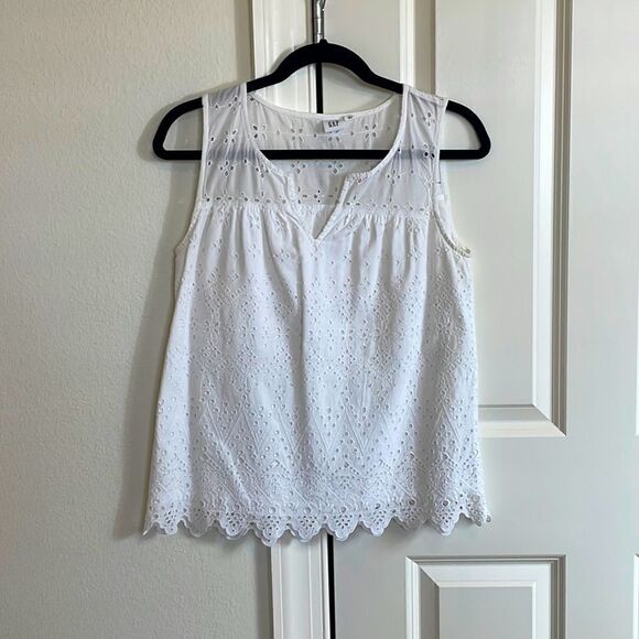 Gap Eyelet Tank Top - Picture 1 of 2